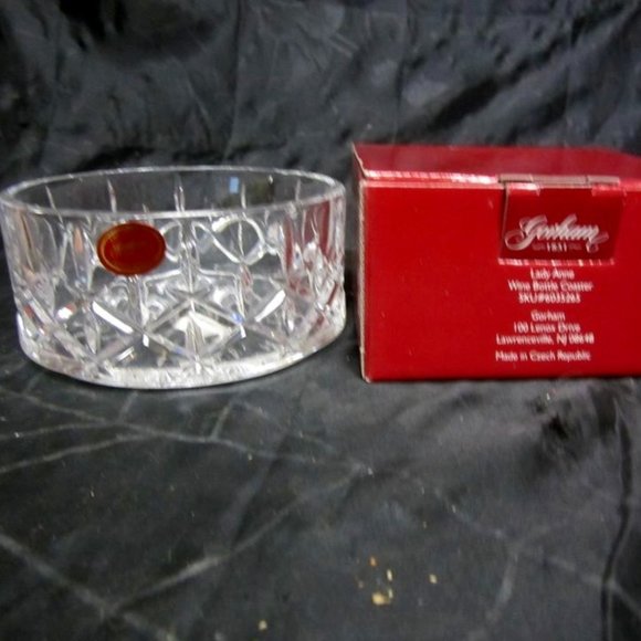 VINTAGE 99 GORHAM LEAD CRYSTAL LADY ANNE WINE BOTTLE COASTER, MADE IN CZECH REPU - Picture 1 of 8